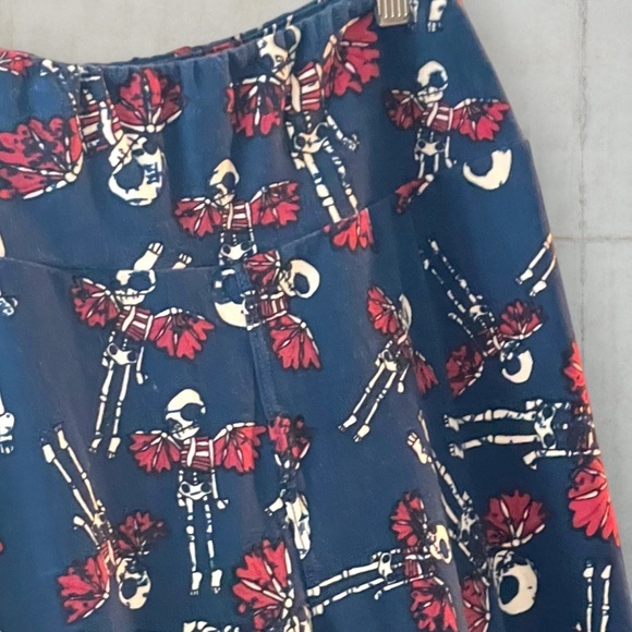 Lularoe HALLOWEEN OS leggings skulls with‎ wings! EUC - Picture 5 of 11